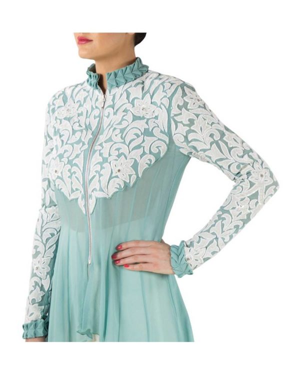 blue-embroidered-georgette-panelled-kurta-with-white-georgette-dhoti (3)