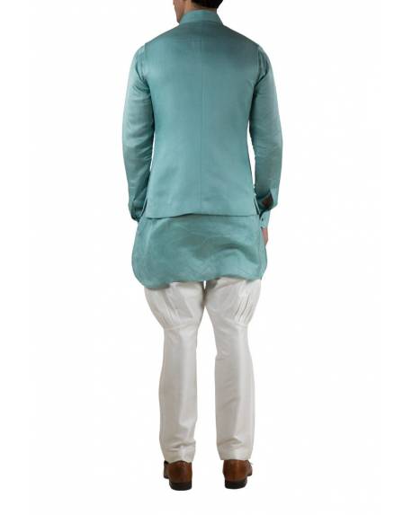 blue-embroidered-kurta-with-blue-bandijodhpuri-pant-and-white-pocket-square (2)